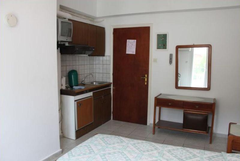 איה אפימיה Ballas Apartments חדר תמונה